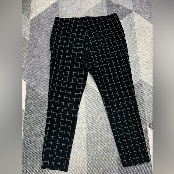 Black Grid Pattern Pants - Picture 2 of 3